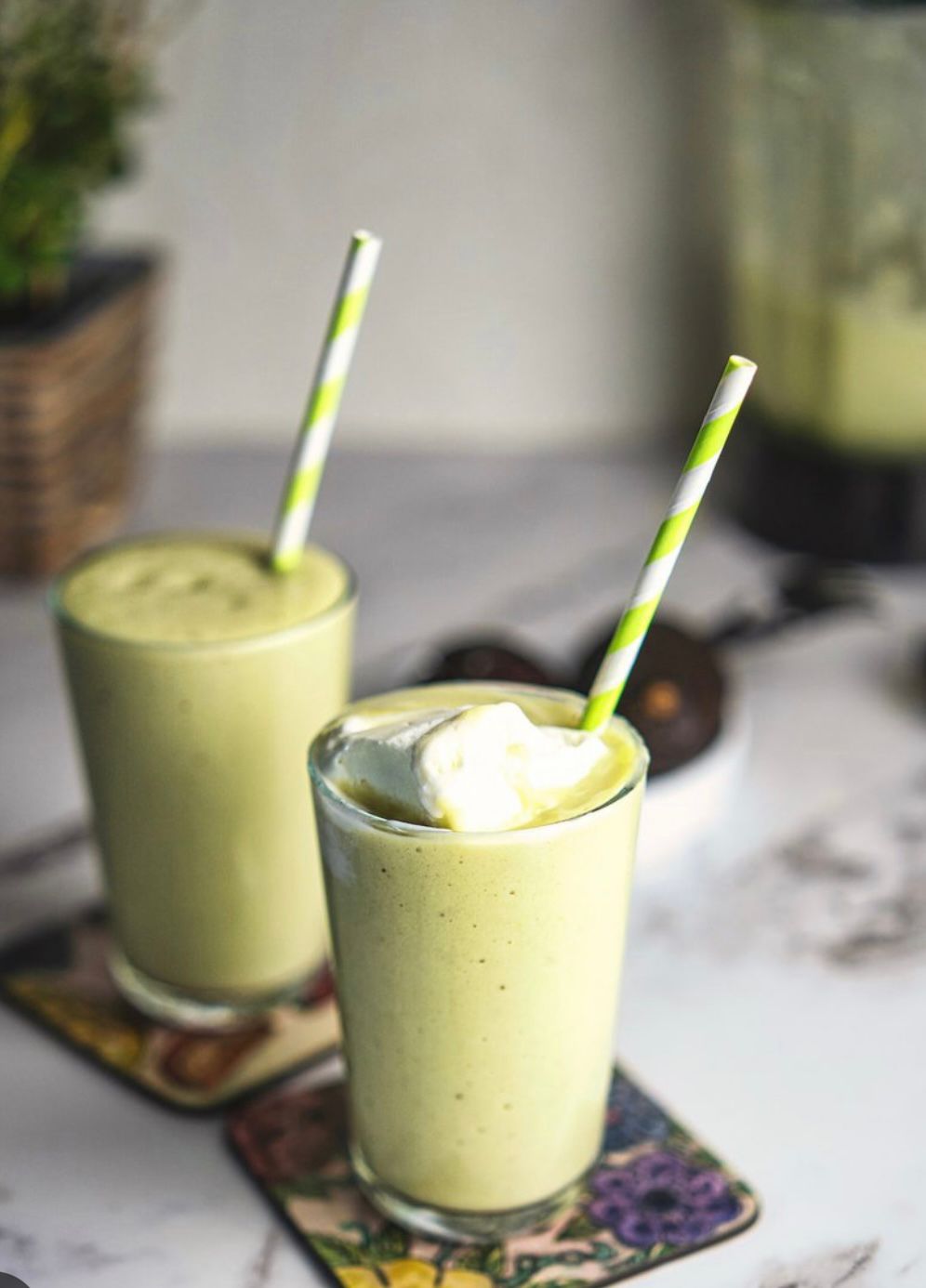AVOCADO SHAKE